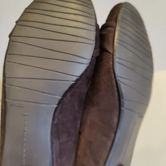 Vaneli Suede Leather Dark Brown Flats - Picture 9 of 9